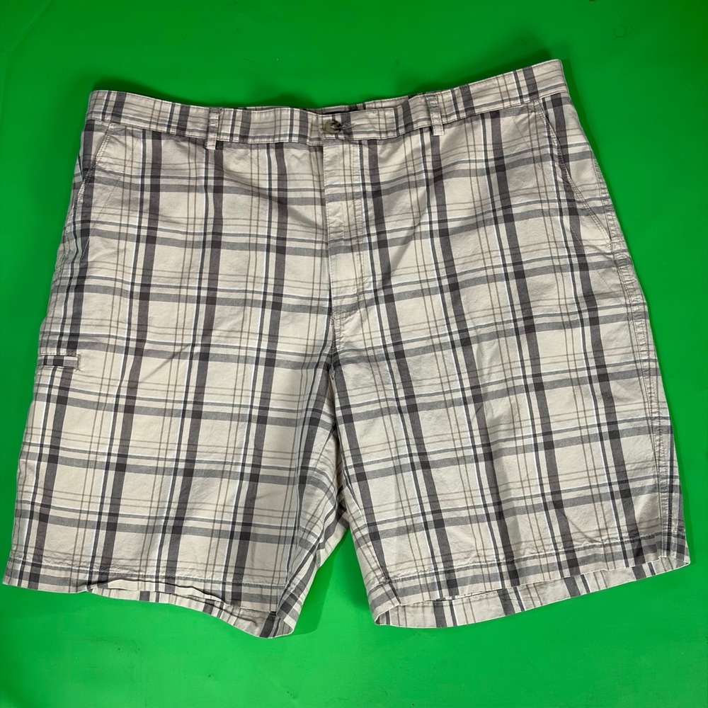 Boca Classics Plaid Shorts Mens 40 Beige Grey 100% Cotton Flat Front Casual Golf